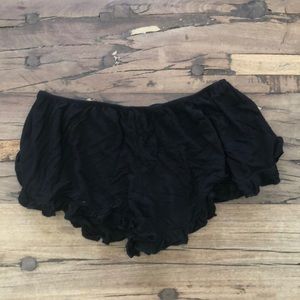 Black Flowy Shorts🖤